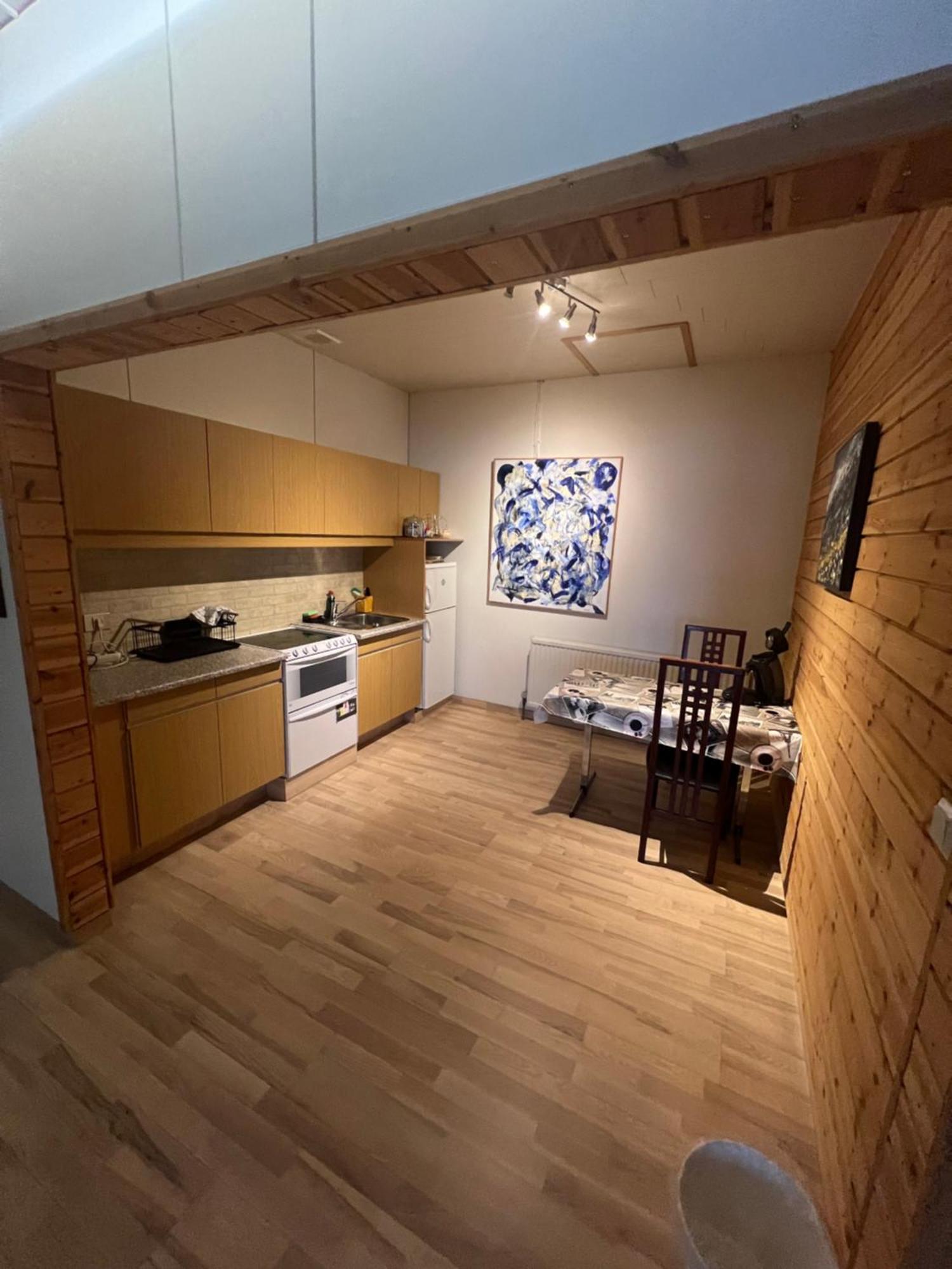 Art Hostel And Apartments Stokkseyri ภายนอก รูปภาพ