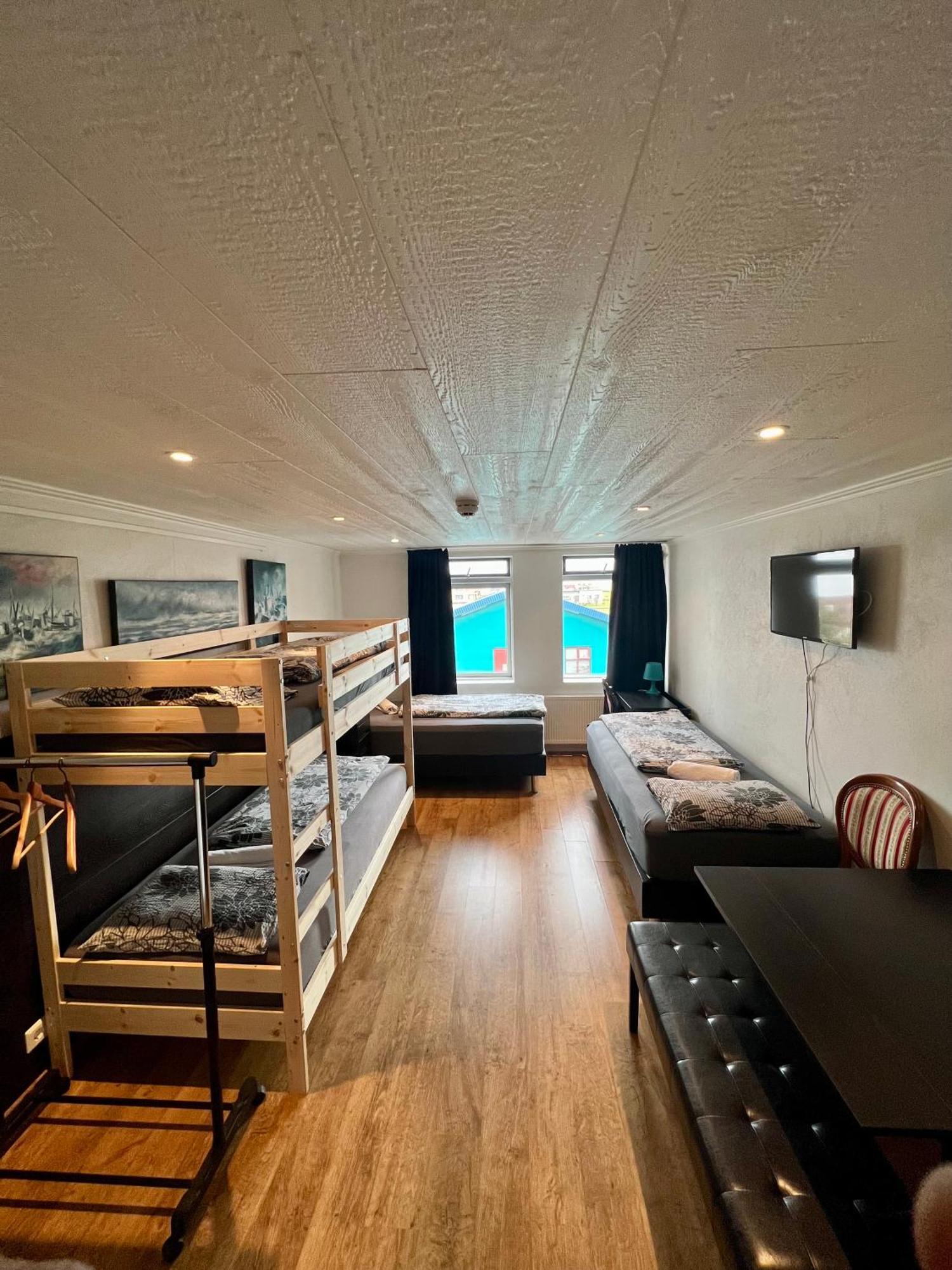 Art Hostel And Apartments Stokkseyri ภายนอก รูปภาพ