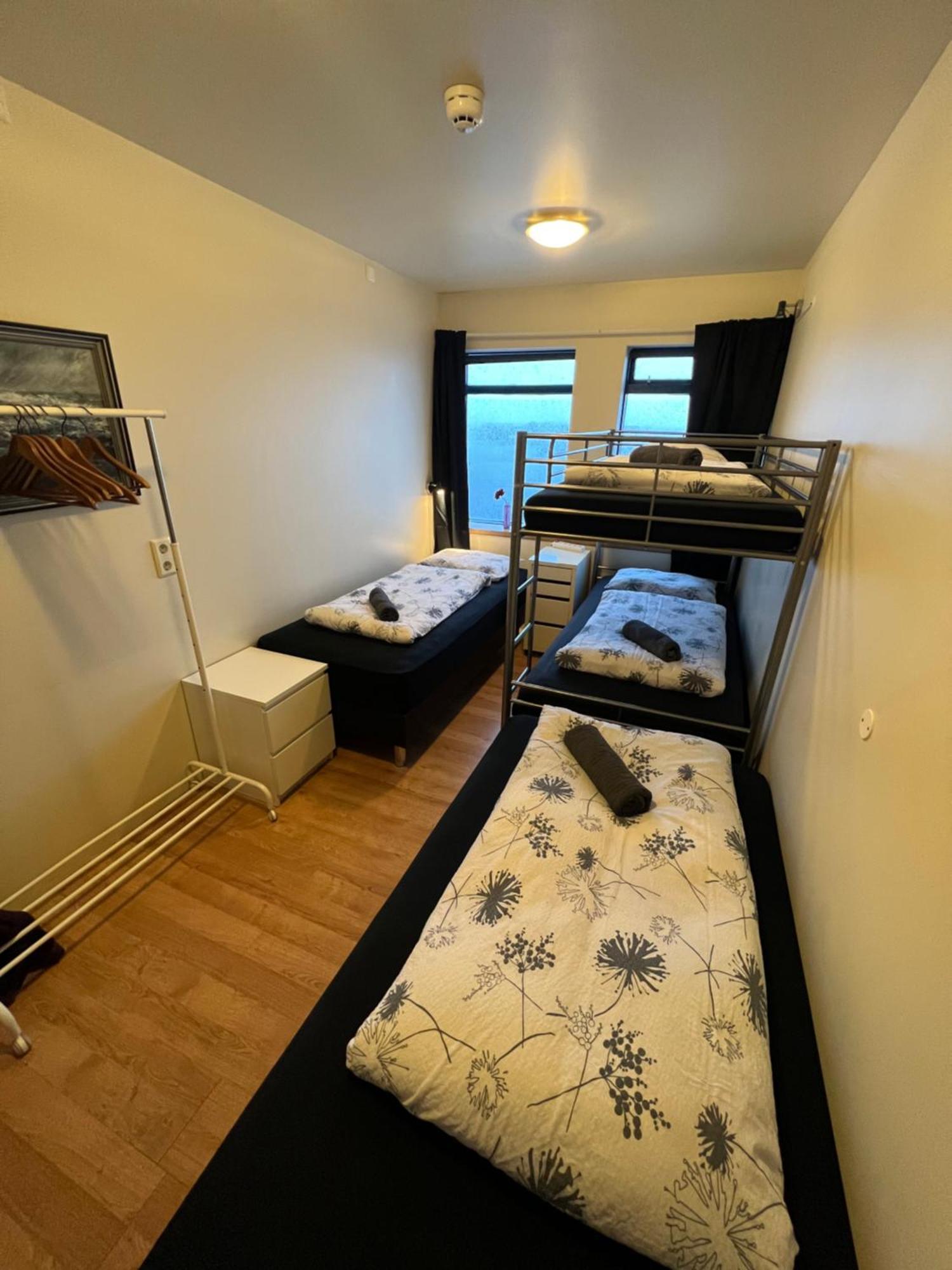 Art Hostel And Apartments Stokkseyri ภายนอก รูปภาพ